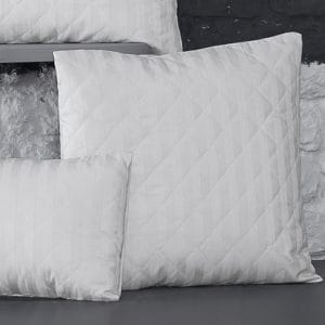 perna-matlasata-cu-fata-detasabila-patrata-40x40cm---rpper007-perna-matlasata-lavabila-fata-detasabila.jpg